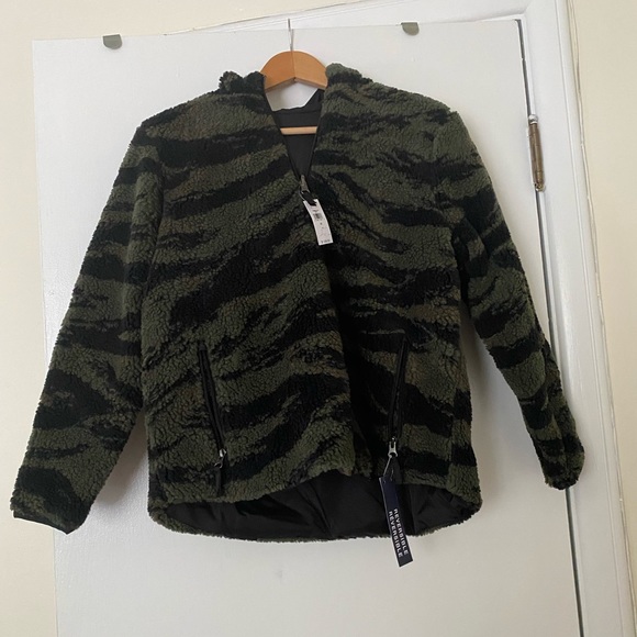 Gap Reversible Sherpa Half Zip hoodie size 12 - Picture 2 of 8